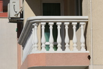 Изработка на балюстри от мрамор за балкони